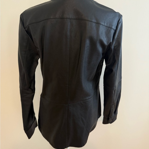 Banana Republic Women's Black Vegan Leather Shirt Jacket NWT Small - Picture 5 of 8